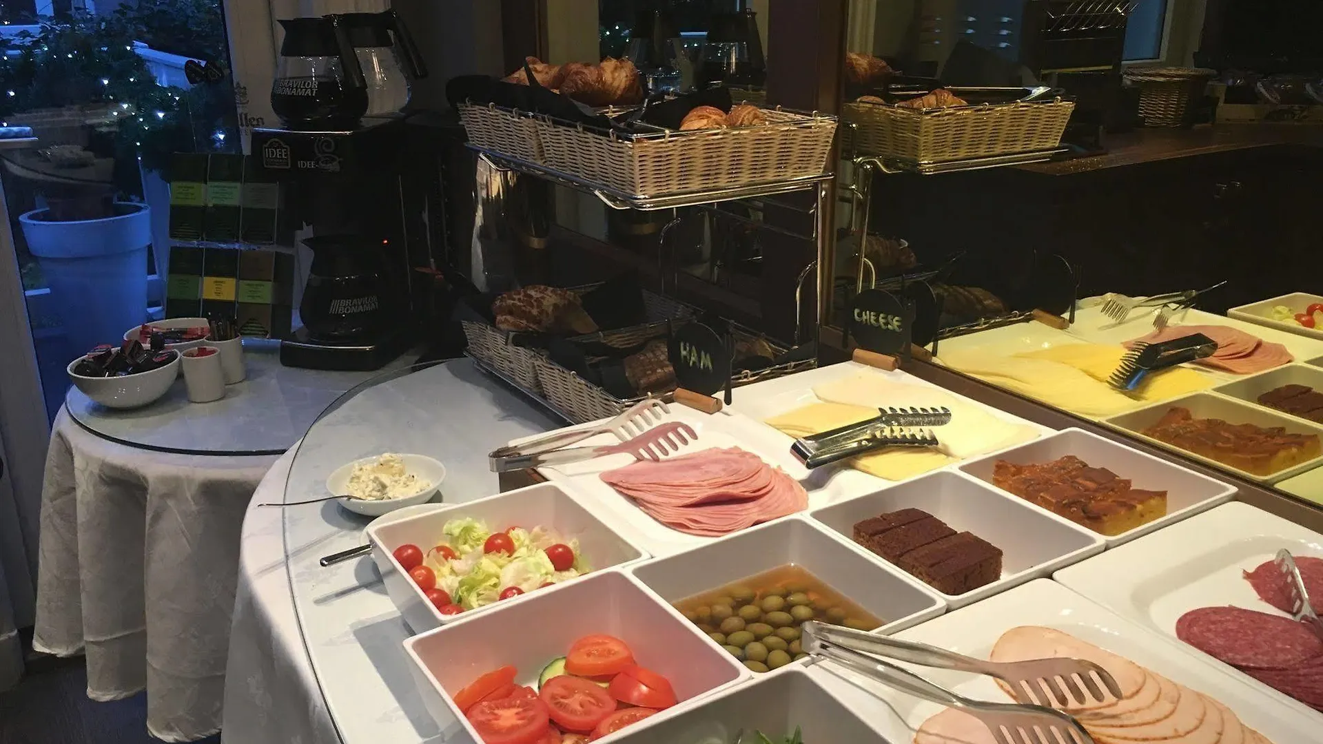***  Apple Inn Hotel Amsterdam Netherlands
